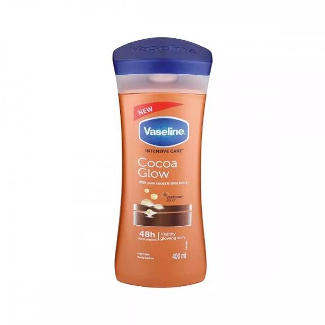 va01 محصولی که در تصویر نشان دادید لوسیون بدن وازلین مدل Cocoa Glow حجم 400 میلیلیتر است. - تصویر 1